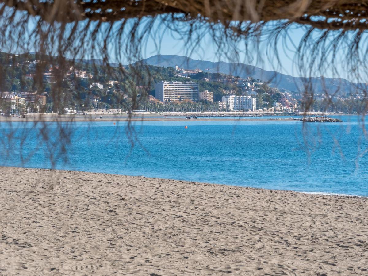 Malagueta Beach & Sun Малага Екстериор снимка